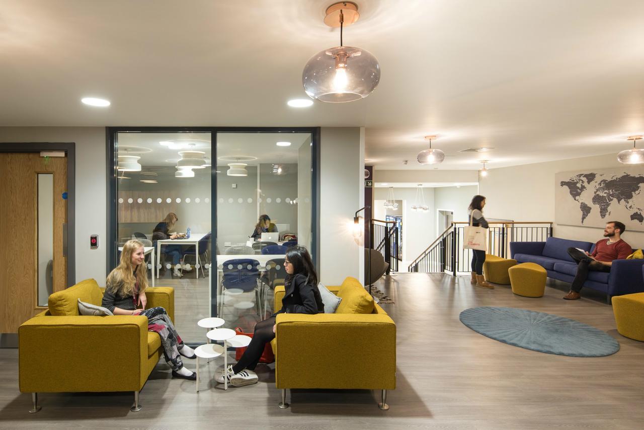 Edinburgh Haddington Place Hostel אדינבורו מראה חיצוני תמונה