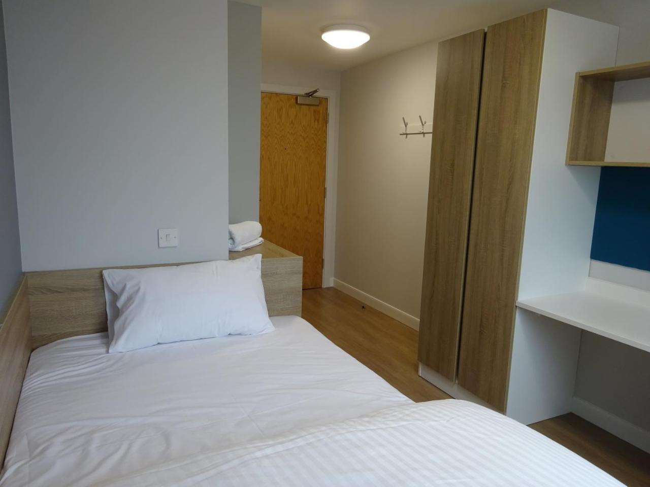 Edinburgh Haddington Place Hostel אדינבורו מראה חיצוני תמונה